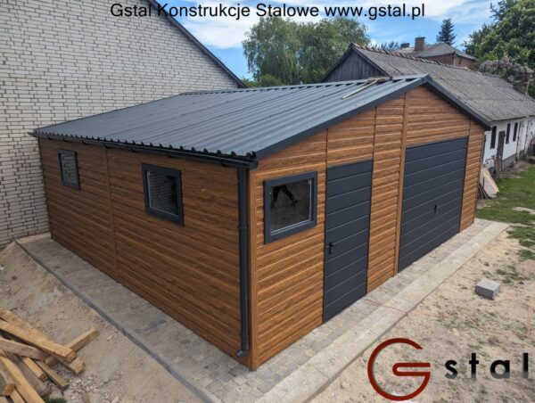 garaż blaszany 7x6 multigloss drzwi + 4xokno, T-35 antracyt 7016