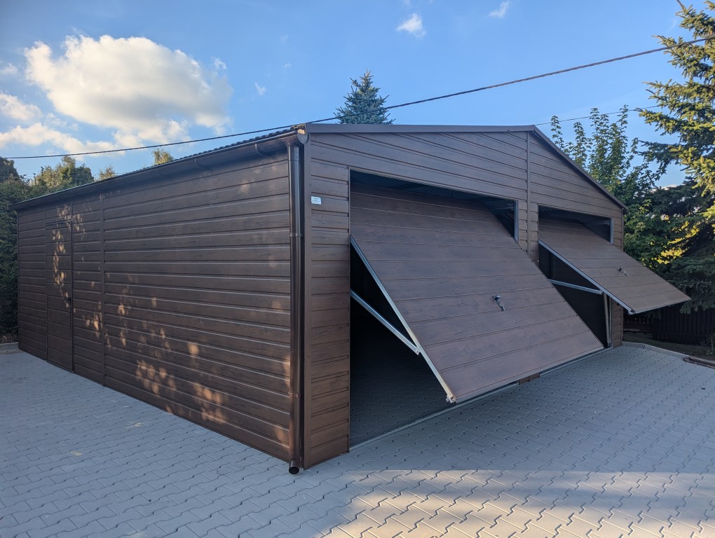 Garaż blaszany 7m x 7m