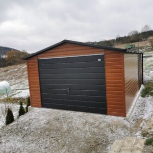 garaż blaszany 4x6